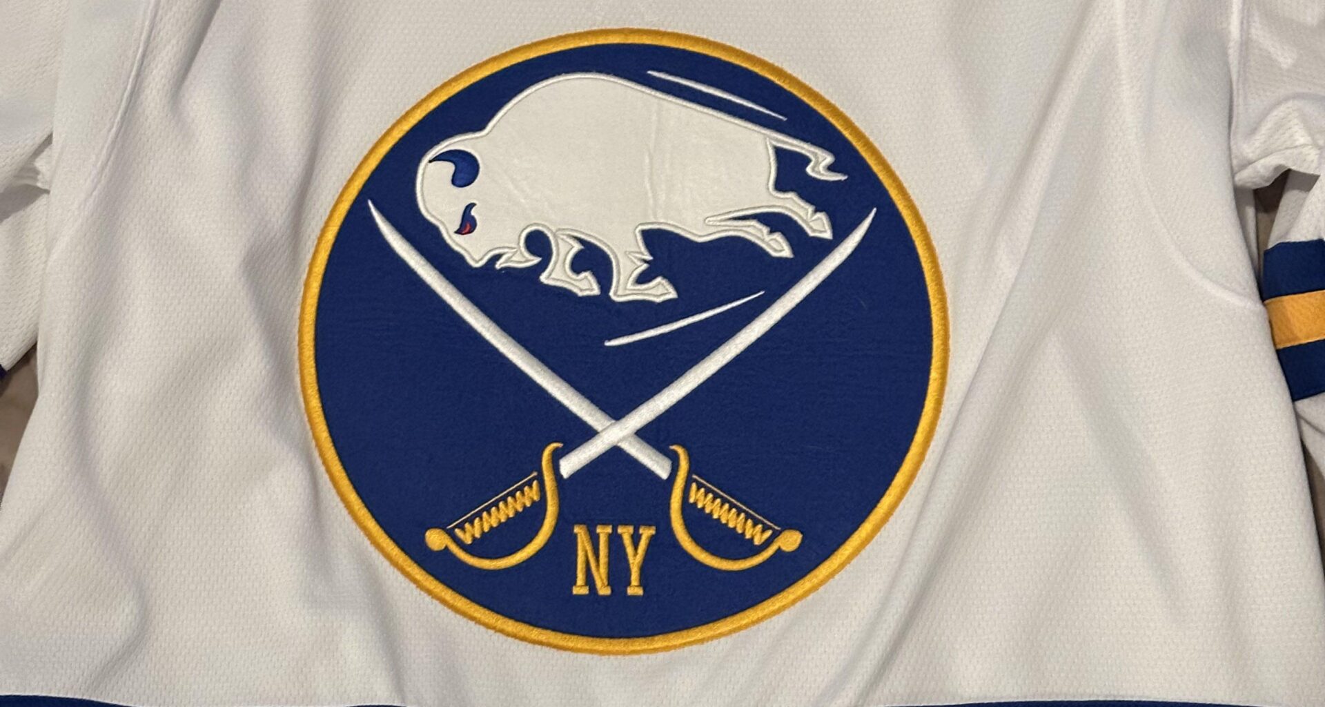 Sabres 2018 Winter Classic Sweater for Sale (Blank) $110 shipped