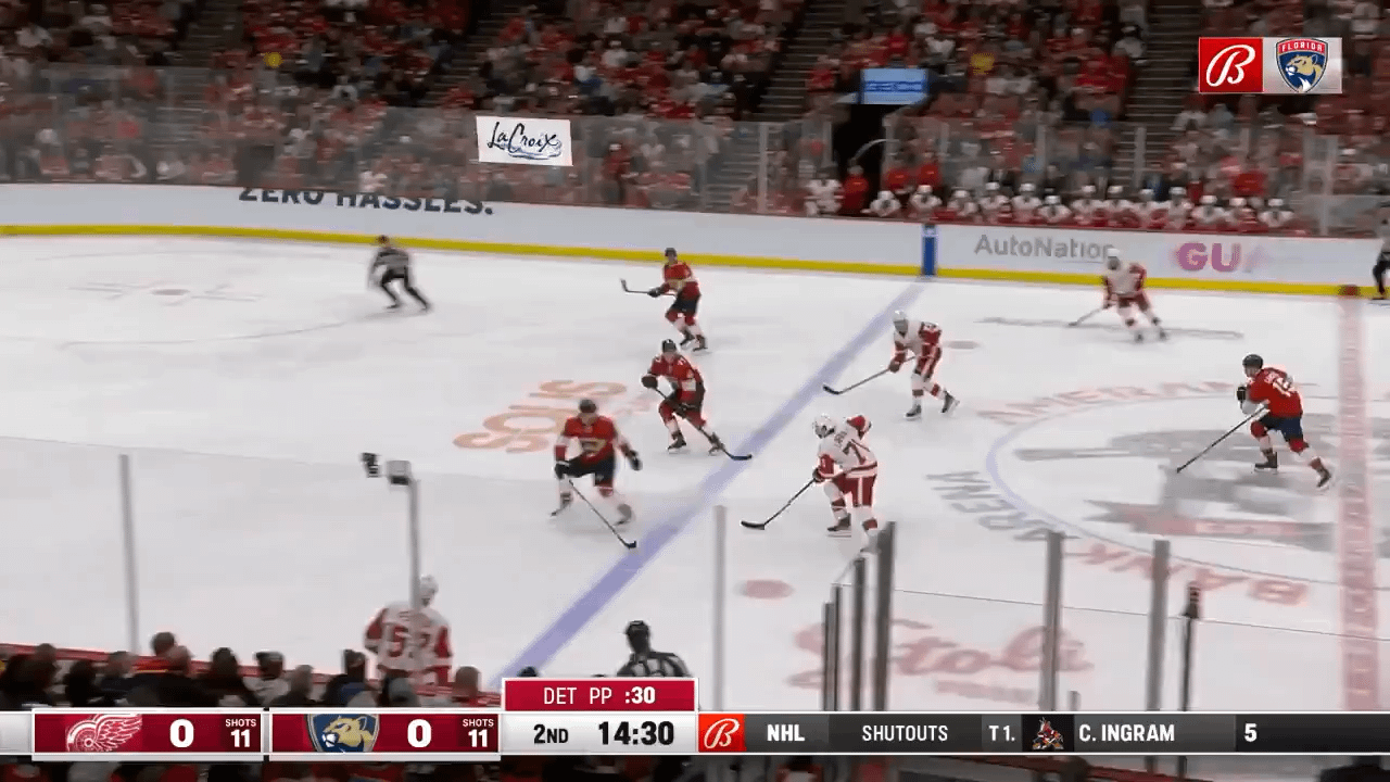 [DET 0 - (1) FLA] Reinhart scores his 33rd as a short handed goal to give the Panthers the lead. It also makes 500 NHL points for him