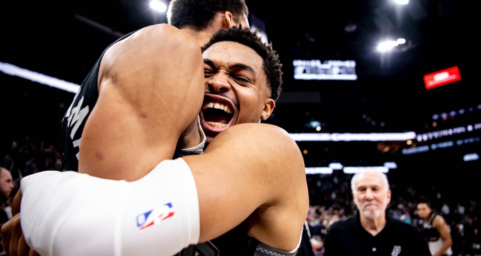 This picture after the Spurs win tonight is absolutely everything