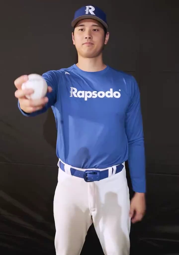 [Rapsodo Baseball] Shohei Ohtani walks through his pitch arsenal and grips. Stick around for a special tip on how to throw his nasty splitter.