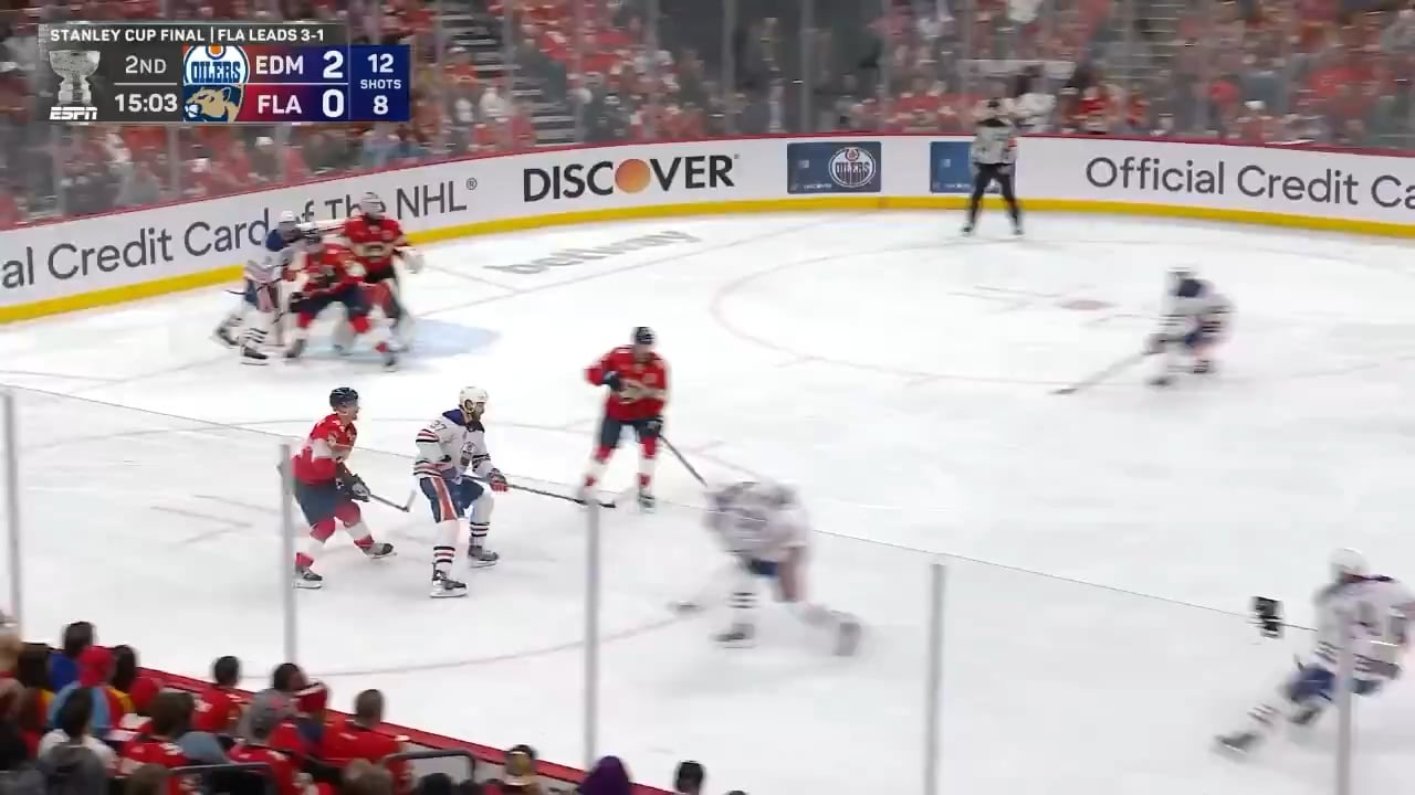 McDavid makes it 3-0 in game 5.