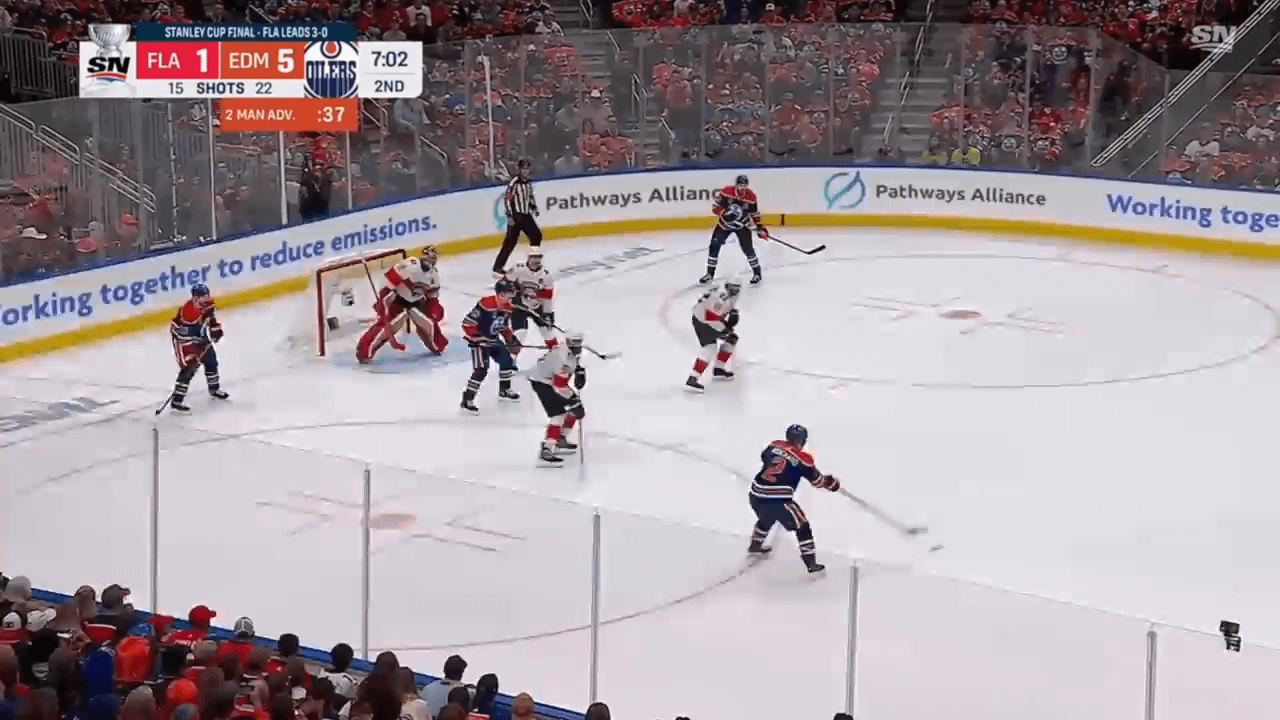 Oilers keep their foot on the Gas as Nugent-Hopkins makes it 6-1