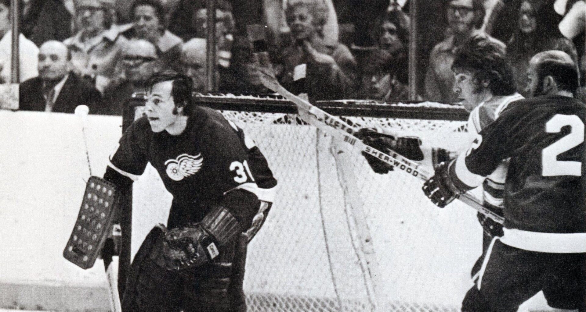 The Last Goalie to Play Without a Facemask - Andy Brown, Retired 1977