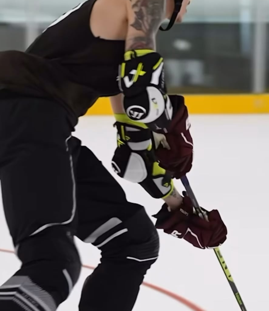 Columbus goalie Elvis Merzļikins with nifty hands