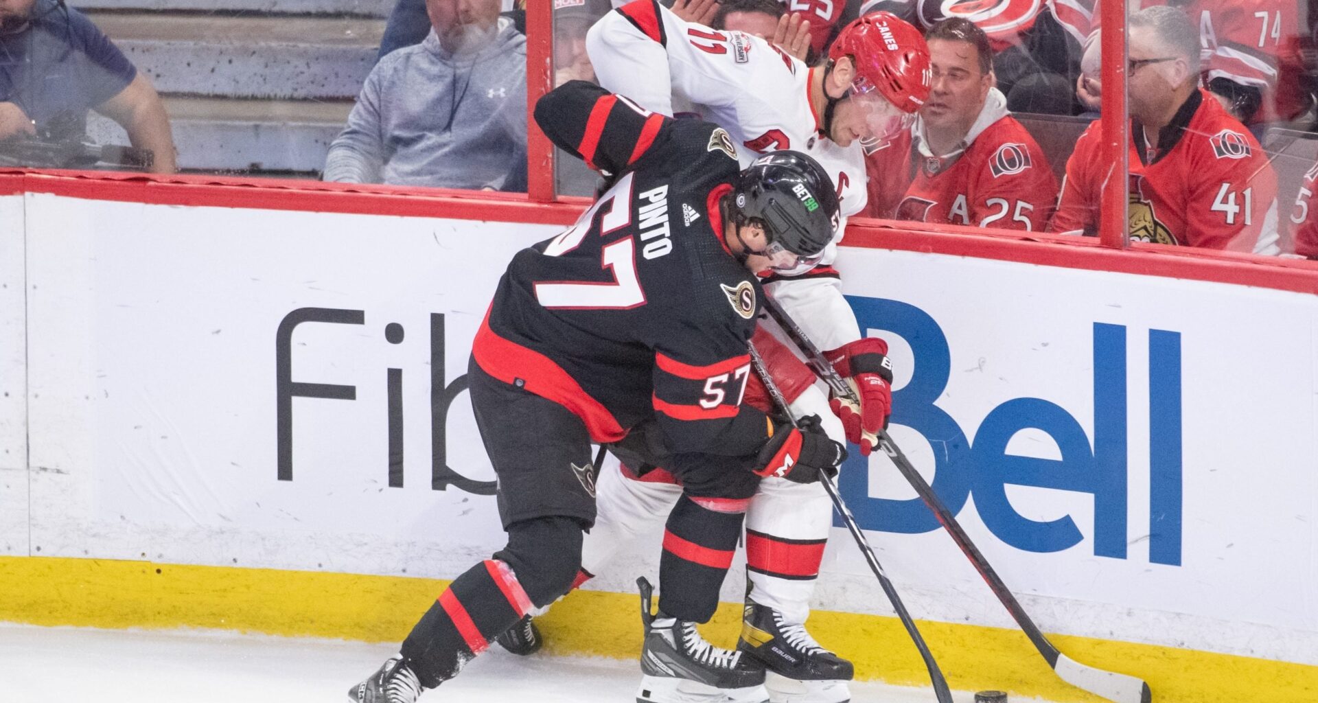 Ottawa Senators Re-Sign Shane Pinto