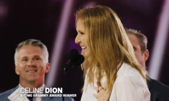 Find someone who looks at you like Marty St. Louis looks at Céline Dion