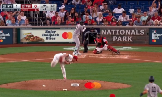 [Highlight] The Nationals Park usher refuses to let an adult have a Jazz Chisholm foul ball, instead giving it to the young fan in front of him