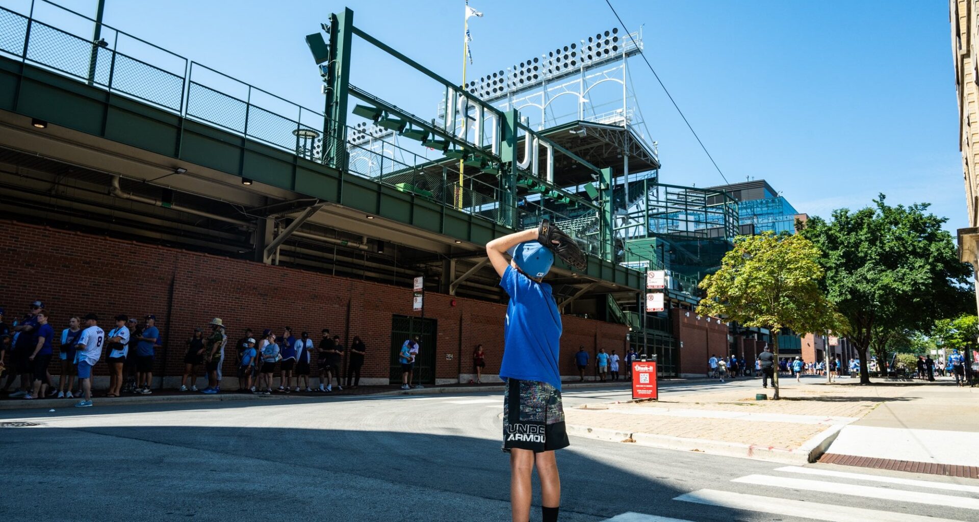 Wrigley Field Ballhawks Now An Endangered Species As Fewer Baseballs Reach The Streets