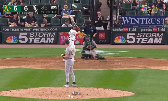 After blowing a 3-run lead to the A’s in the 9th, Andrew Benintendi walks it off for the White Sox’ 34th victory of the year