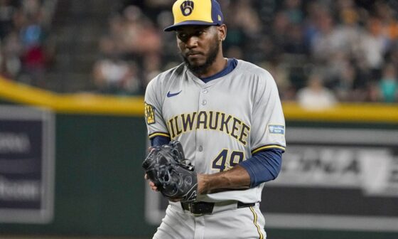 [AP News] Cubs claim reliever Enoli Paredes off waivers from the Brewers