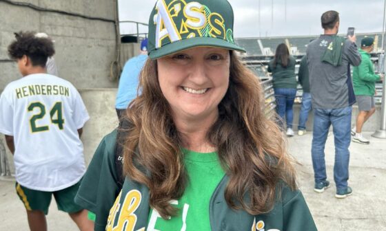 [JVB] Found someone with an A’ss hat! Jill says this hat is her final goodbye to John Fisher!