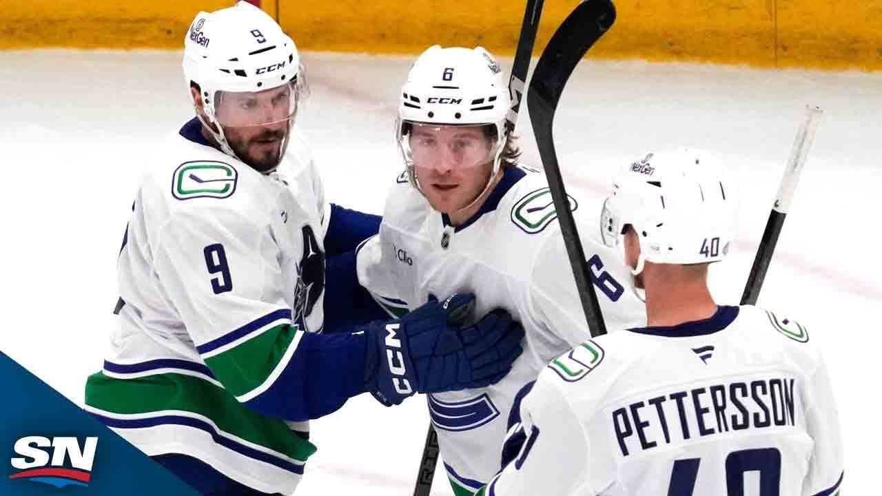 Canucks Score Twice in 28 Seconds for Commanding Lead over Blackhawks