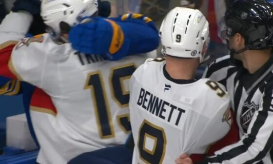 Sam Bennett & Rasmus Dahlin Start a Scrum