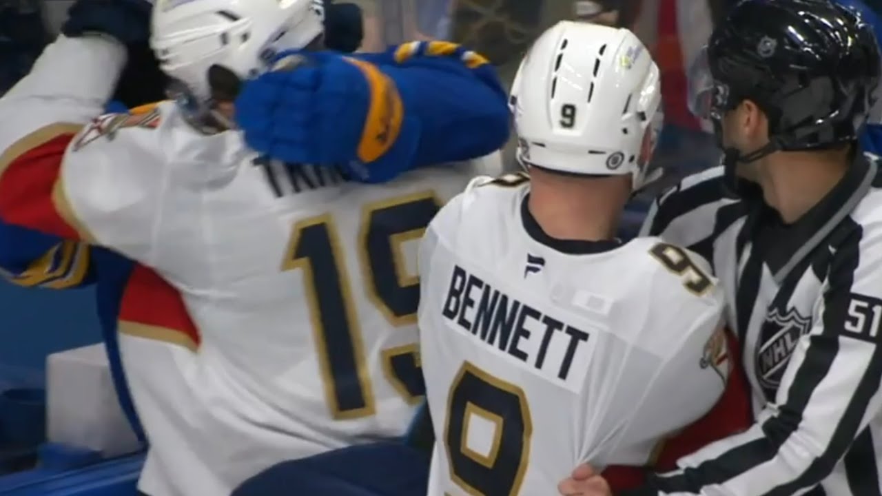 Sam Bennett & Rasmus Dahlin Start a Scrum