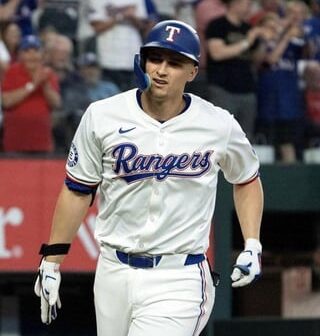 What do you think of the Rangers current uniform set?