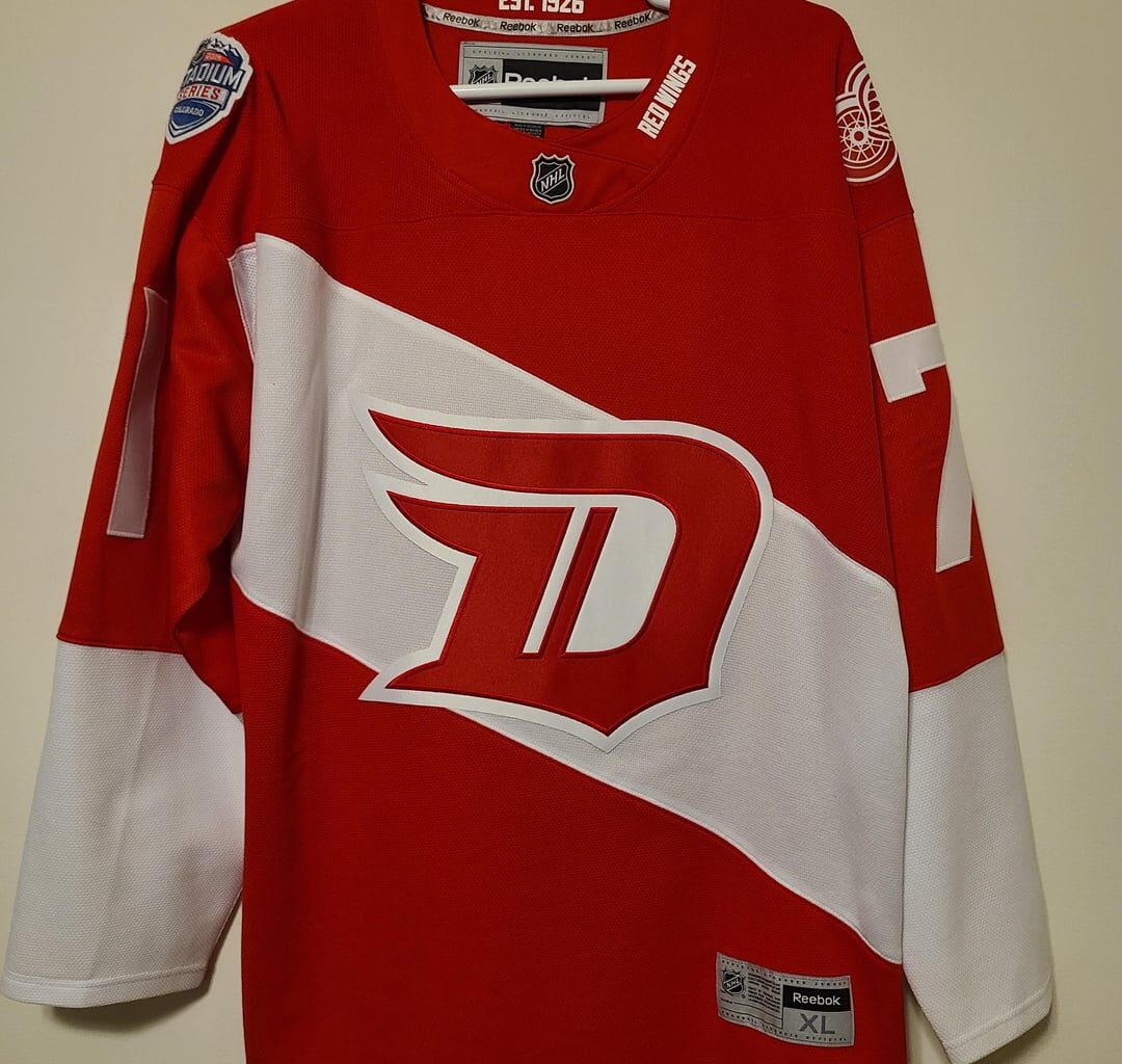 Stadium Series jersey size trade