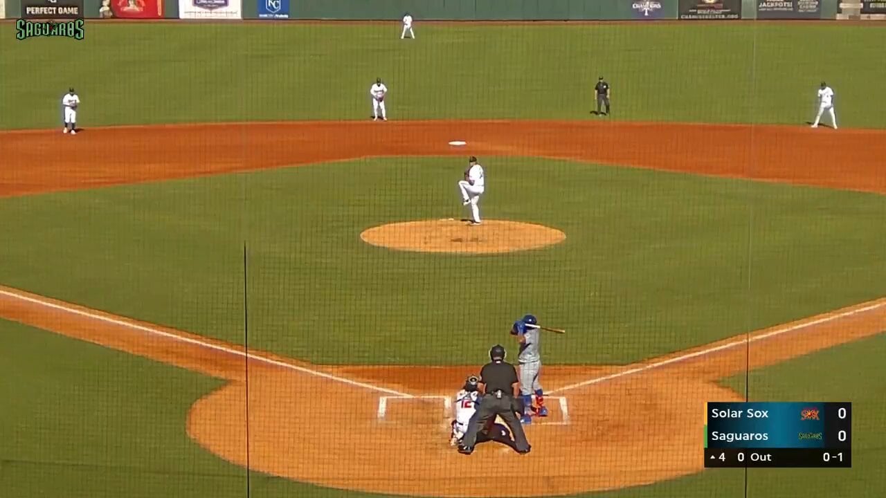 [MLB Pipeline] Moises Ballesteros, the @Cubs ' No. 4 prospect (MLB No. 44), crushes his first AFL homer! 414 ft | 110.8 MPH