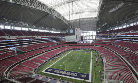 Monday Night Football: Metal fragment falls from AT&T Stadium roof after opening before Texans-Cowboys game