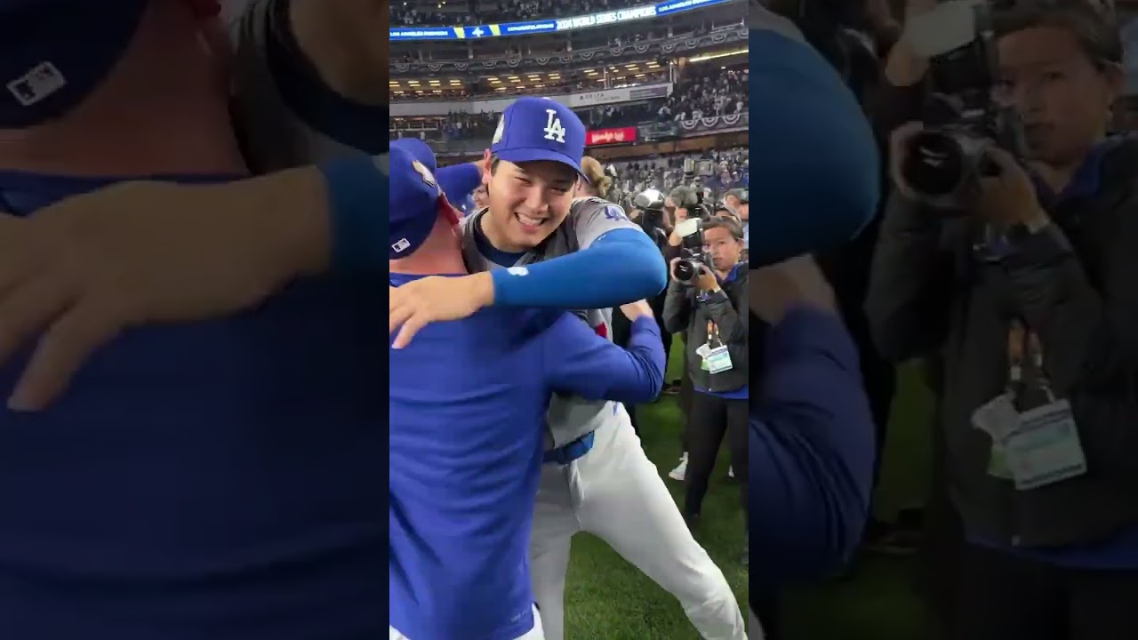 Hugs for Shohei Ohtani 🤗 #WorldSeries