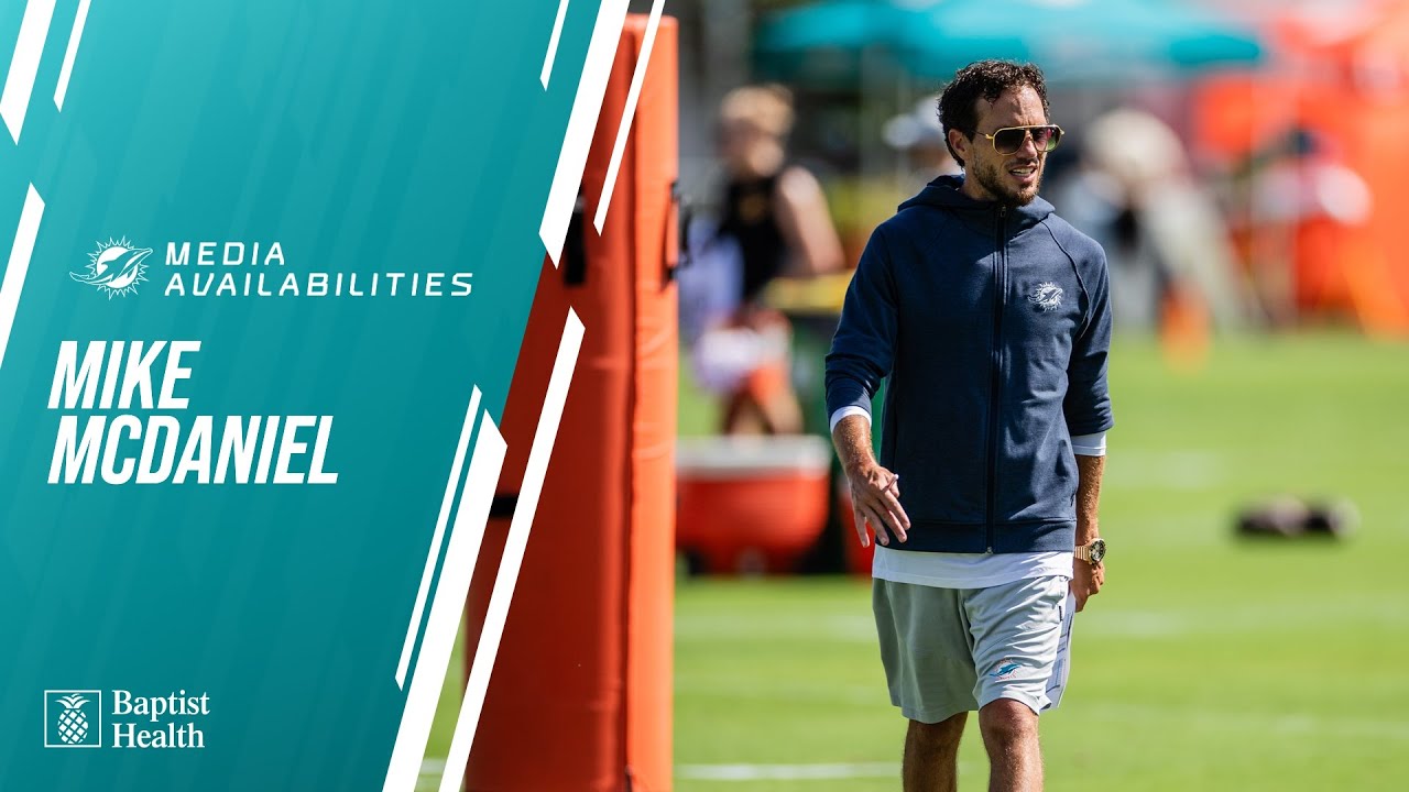 Coach Mike McDaniel meets with the media | Miami Dolphins