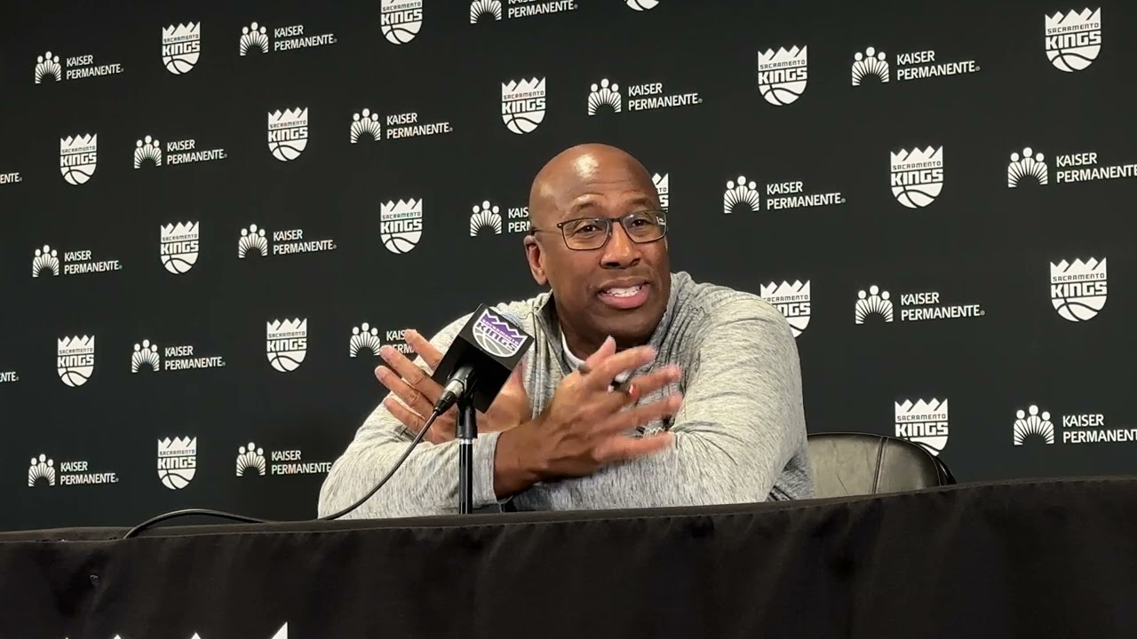 Mike Brown thinks the Kings could’ve shot even more threes in their 107-98 loss to the Clippers