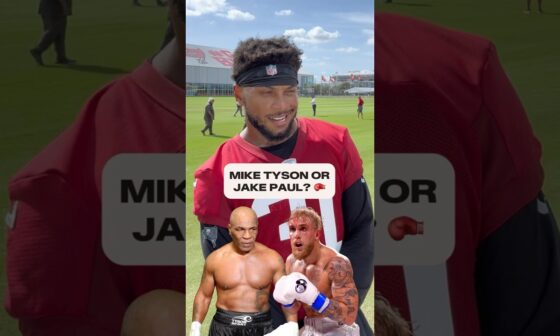 Who you got? 🥊👀 #buccaneers #nfl #miketyson #jakepaul #boxing #shorts