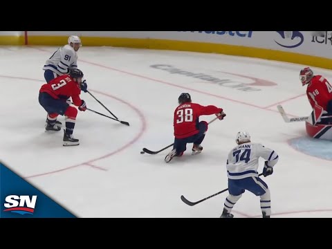 Maple Leafs' John Tavares Sets Up McMann With Tough Assist vs. Capitals