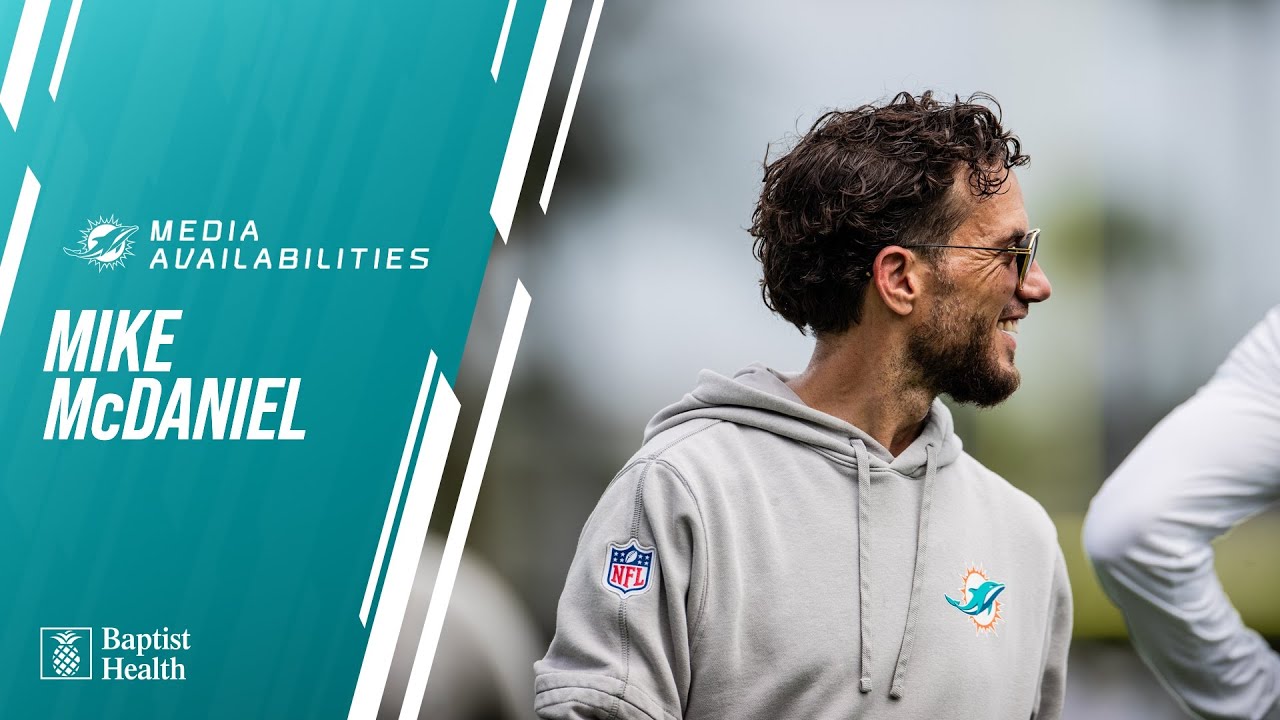 Coach Mike McDaniel meets with the media | Miami Dolphins