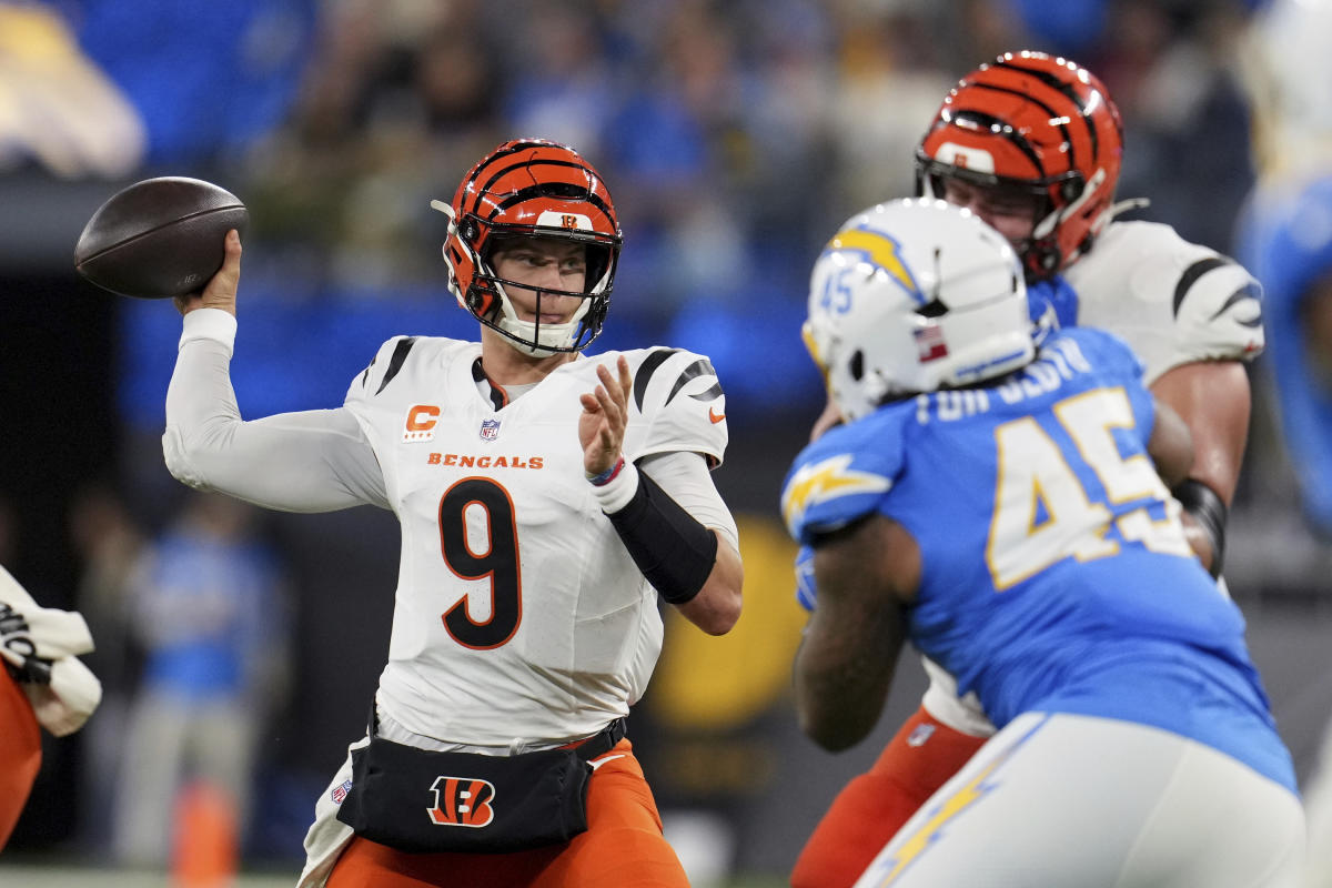 Bengals vs. Chargers score, live updates: Joe Burrow, Justin Herbert locked in a thrilling duel in Los Angeles