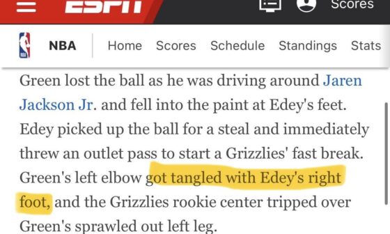 "Got tangled with" is a weird way of saying, "held Edey's foot between his elbow and torso"