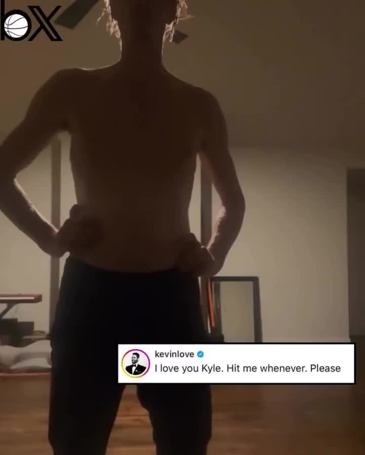 Former NBA player Kyle Singler posts a concerning video on Instagram. Kevin Love shows support in the comments