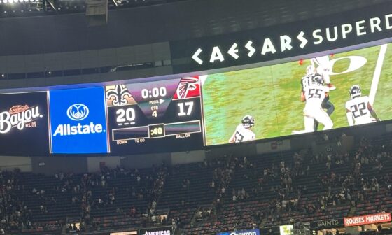 Beat the Falcons, & ate beignets without making a mess. Yesterday was a win win.