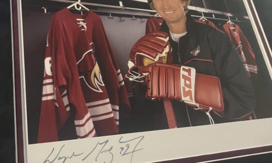 One more add to the Yotes collection. This guy was pretty good at Hockey from what I understand.