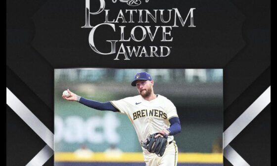 Platinum Glove for Brice Turang!