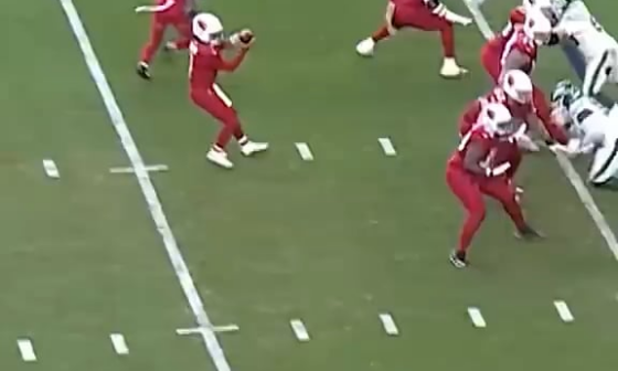 After getting burnt, D.J. Reed gets butthurt at Marvin’s Celebration and punches the ball out of his hands 🤣🤣🤣