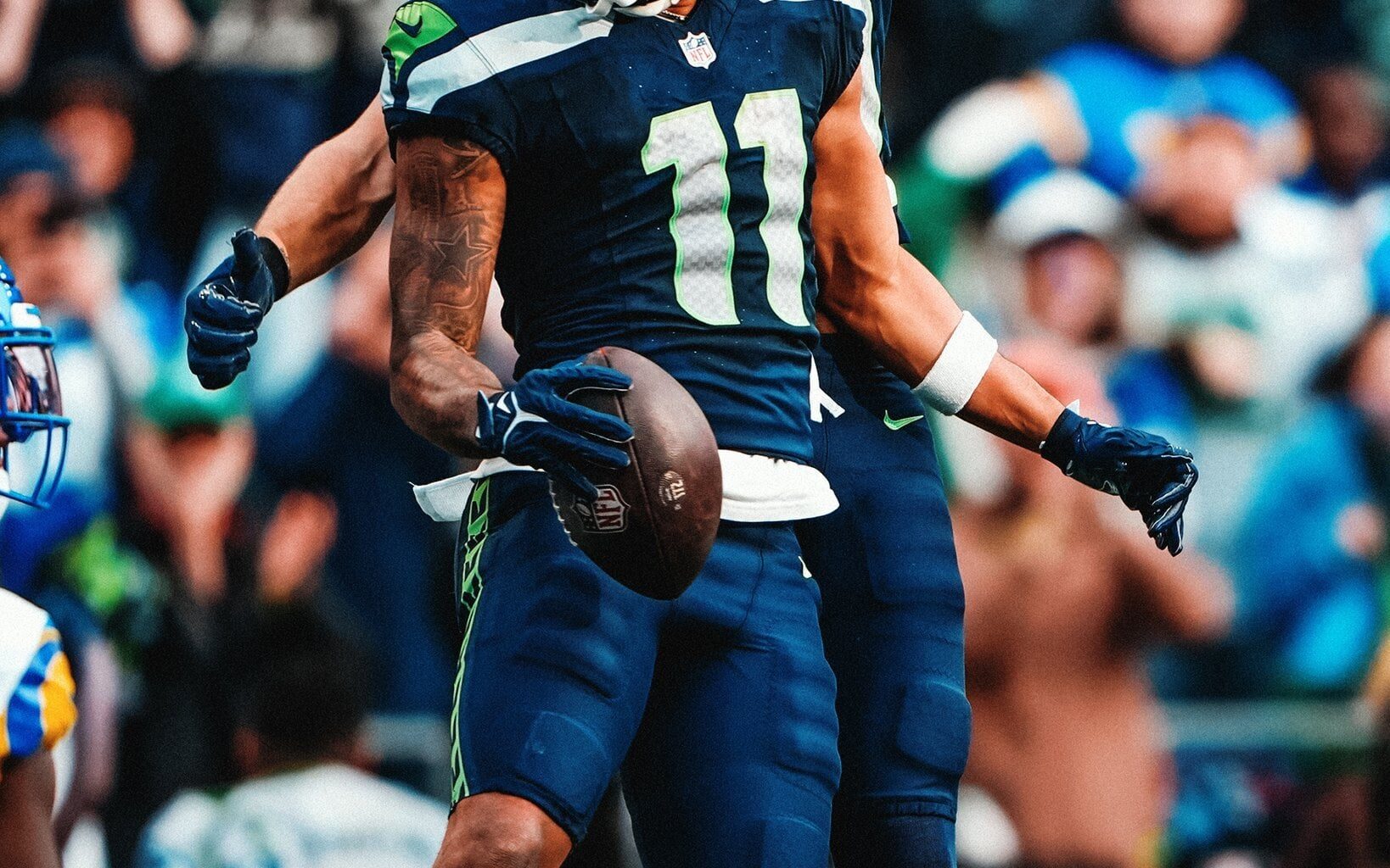 [PFF Seahawks] Jaxon Smith-Njigba when lined up in the slot this season: 🔹 43 receptions (1st) 🔹 514 receiving yards (1st) 🔹 25 first downs (1st) 🔹 13 catches of 15+ yards (1st)