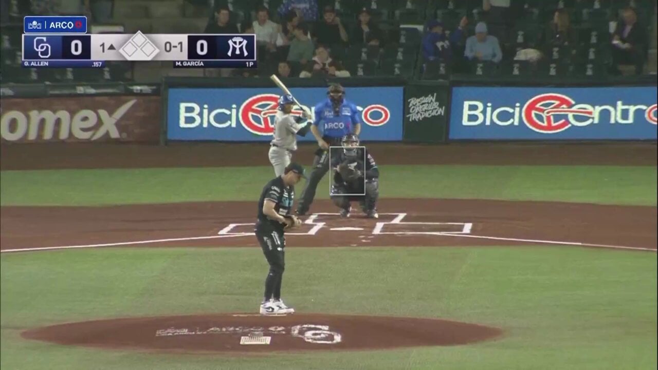 [Liga ARCO Mexicana del Pacífico] Greg Allen leads off the game for Yaquis de Obregón with a home run. Luis Cessa was also the winning pitcher in this one.