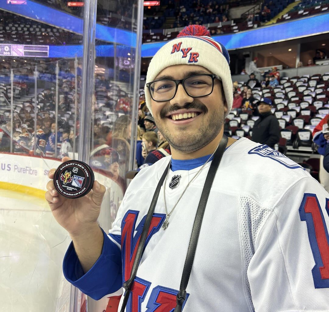 Got a warmup puck from Panarin!