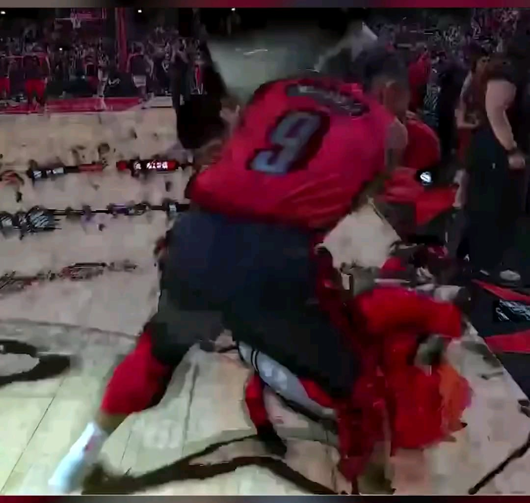 The villain had no mercy even for the mascot tonight in Chicago