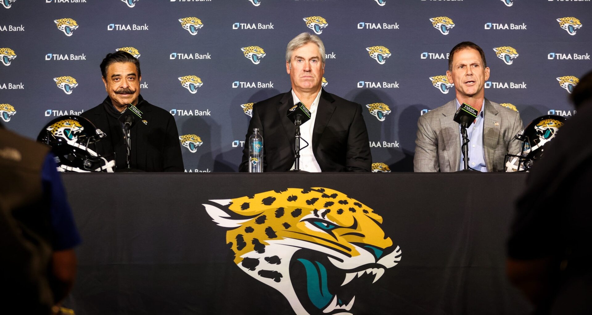 [Eugene Frenette] Obvious #Jaguars need housecleaning, but here’s why it fell apart again and owner Shad Khan is at top of blame list.