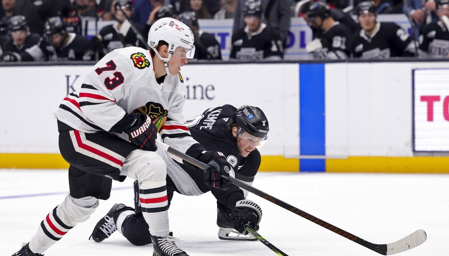 Blackhawks veteran Pat Maroon is Lukas Reichel's polar opposite — and his perfect mentor