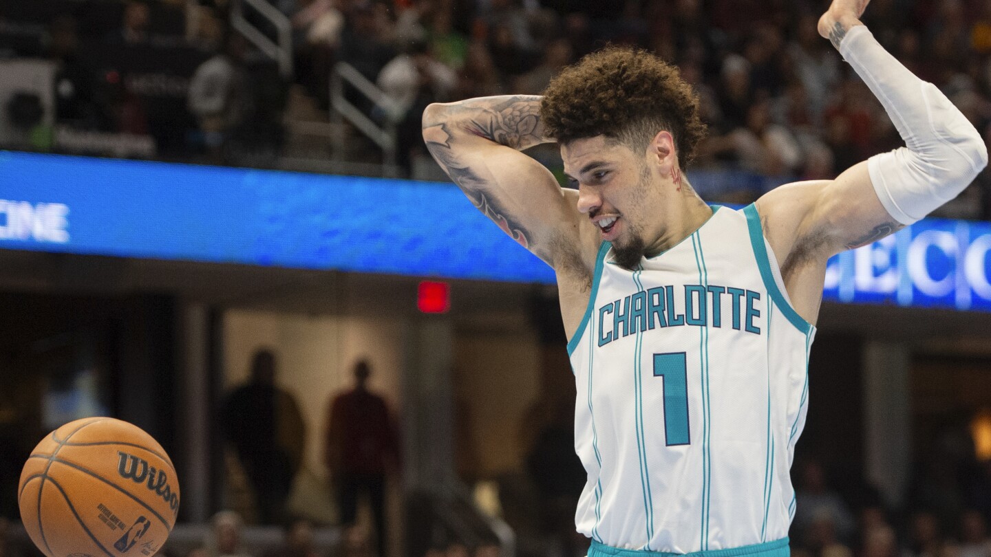 LaMelo Ball fined $100,000 for 'offensive and derogatory comment' in interview