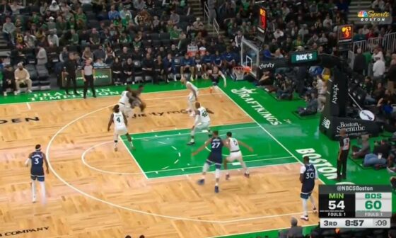 Randle showing no defensive effort and being the last one to get back on defense on Boston’s 8-0 run