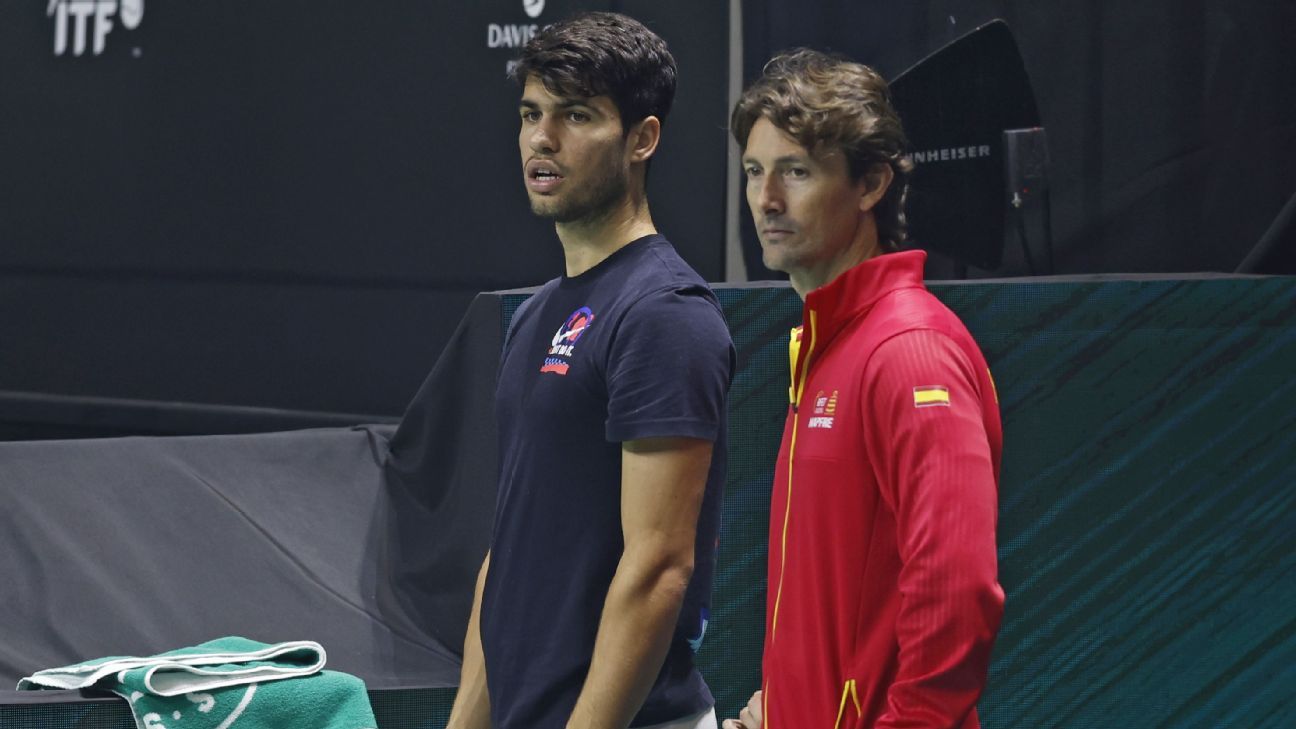 Carlos Alcaraz adds coach Samuel Lopez to work alongside Juan Carlos Ferrero