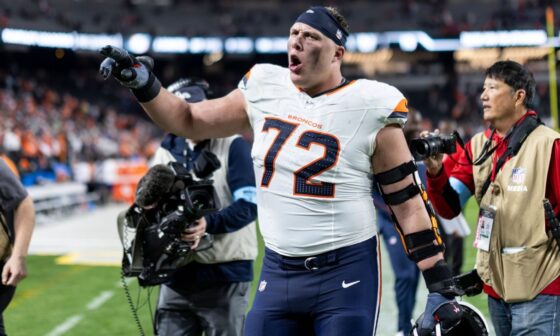 Sources - Broncos, LT Garett Bolles agree to 4-year extension