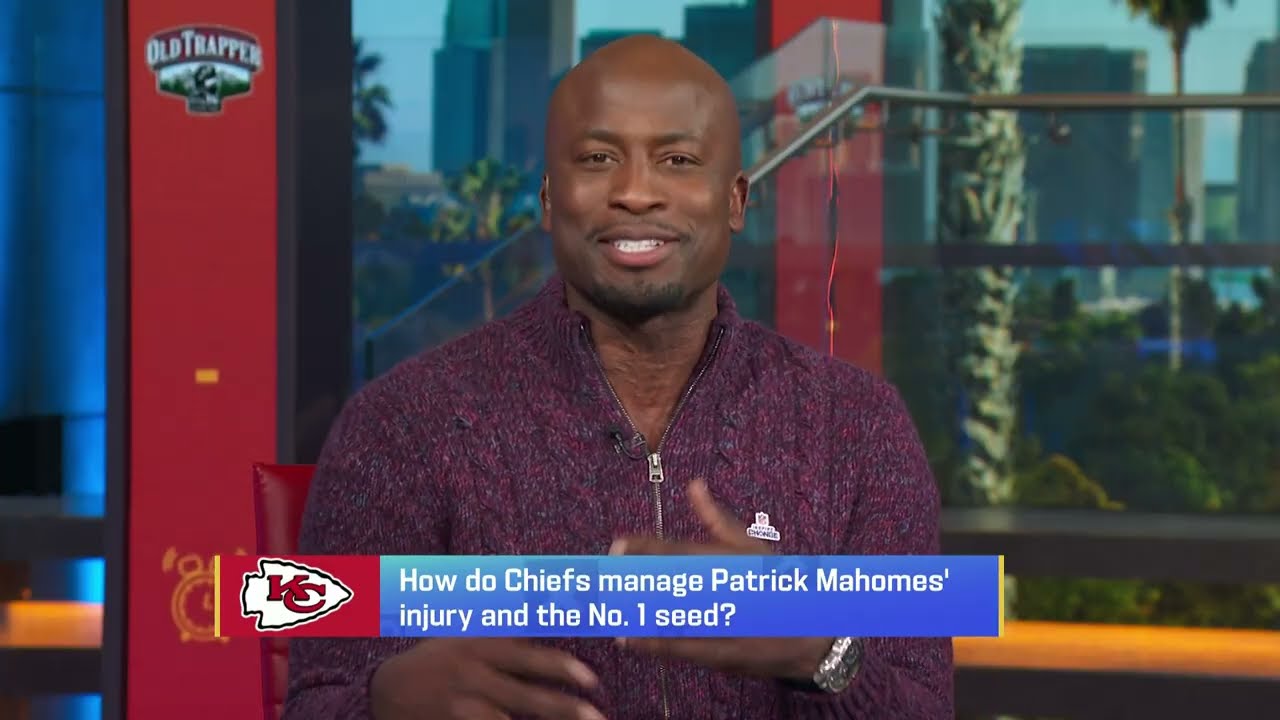 How Do Chiefs Manage Mahomes' Injury and the No. 1 Seed?