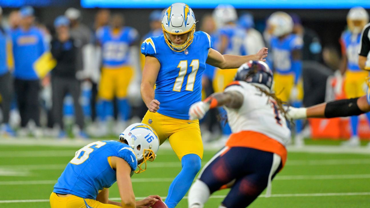 Obscure rule leads to Chargers making NFL's first fair catch kick since 1976