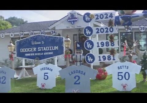 Massive Dodgers-themed Christmas display in Torrance