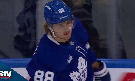 Maple Leafs' William Nylander Goes Upstairs With Backhand To Score Sweet Goal