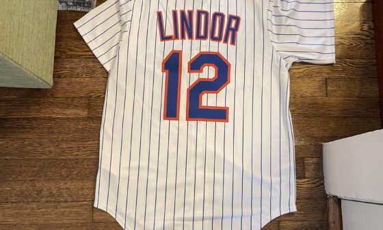 I GOT MY FIRST METS JERSEY